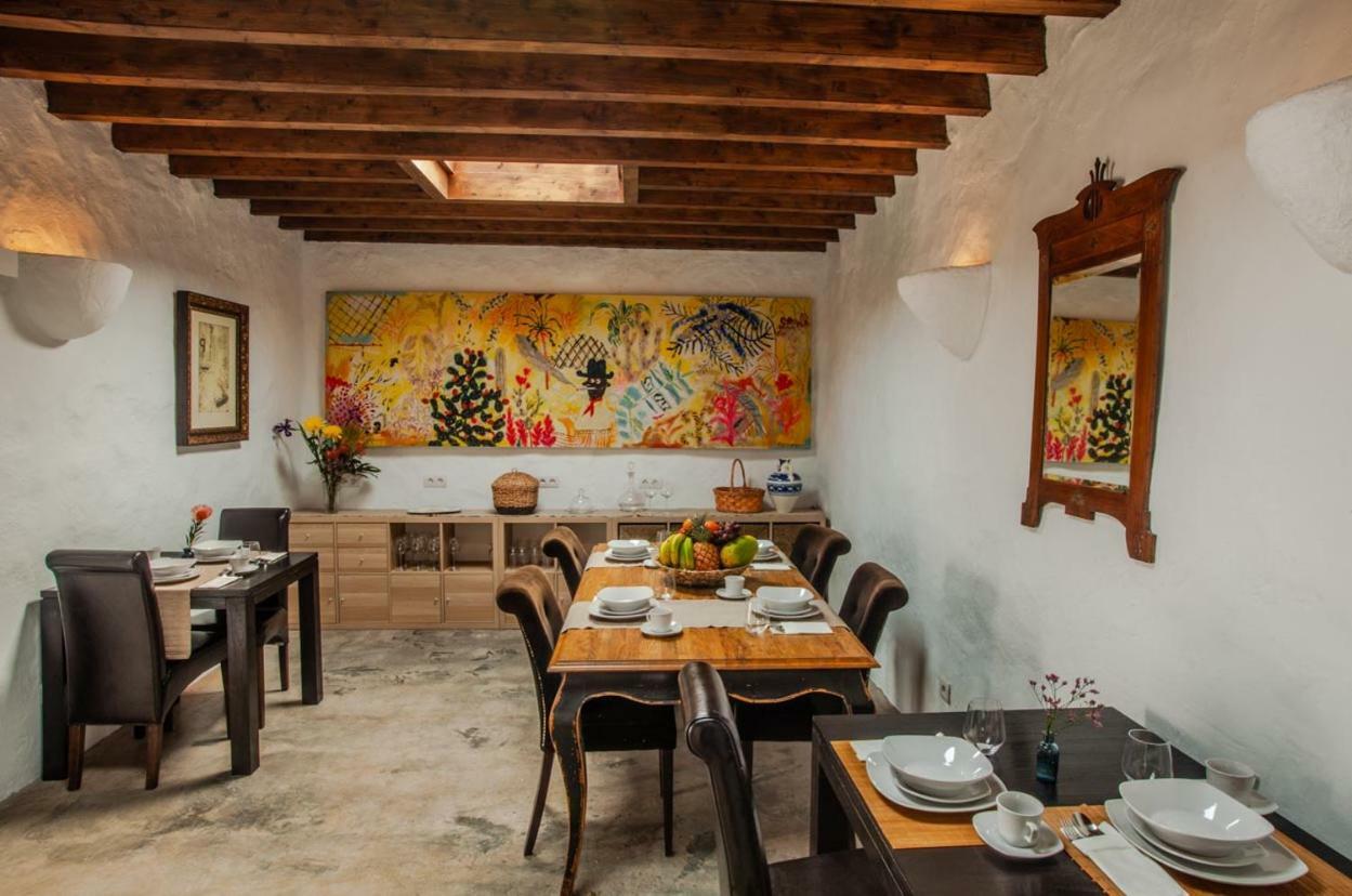 Los Lirios Hotel Rural - Adults Only 蒂亚斯 外观 照片