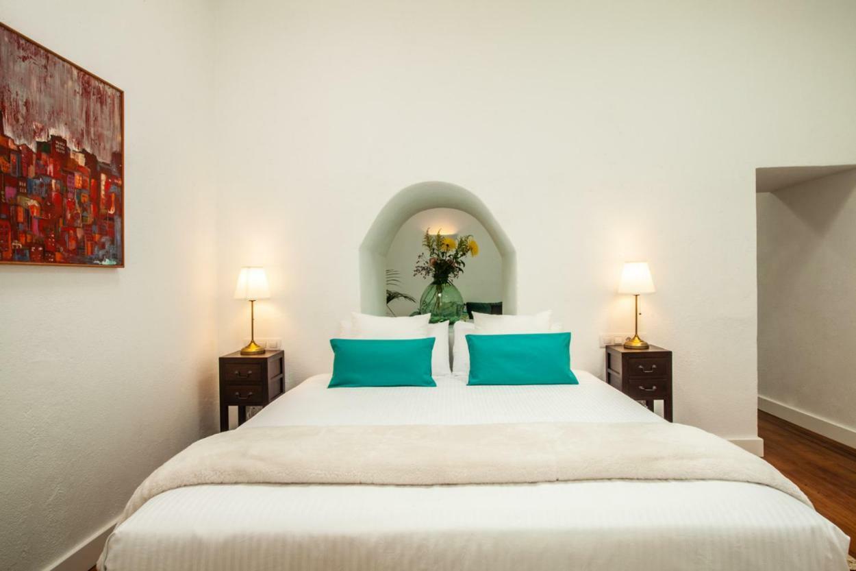 Los Lirios Hotel Rural - Adults Only 蒂亚斯 外观 照片